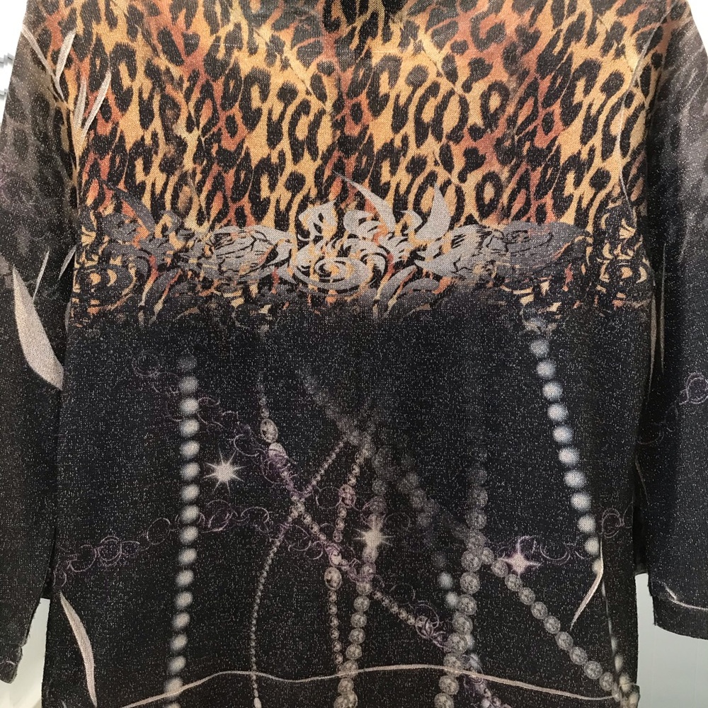 Sweater - Picture 4 of 4